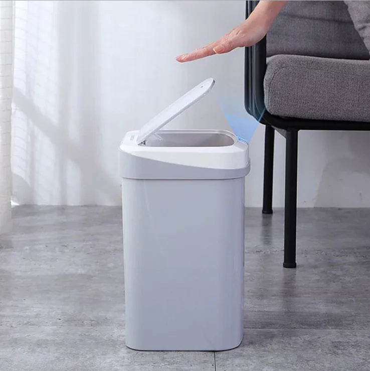 Touch-Free Smart Bin