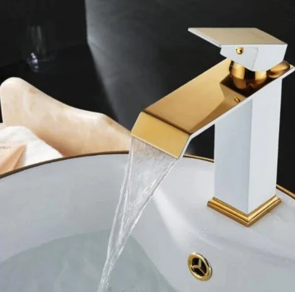 European-American Style Copper Basin Faucet in Black & White