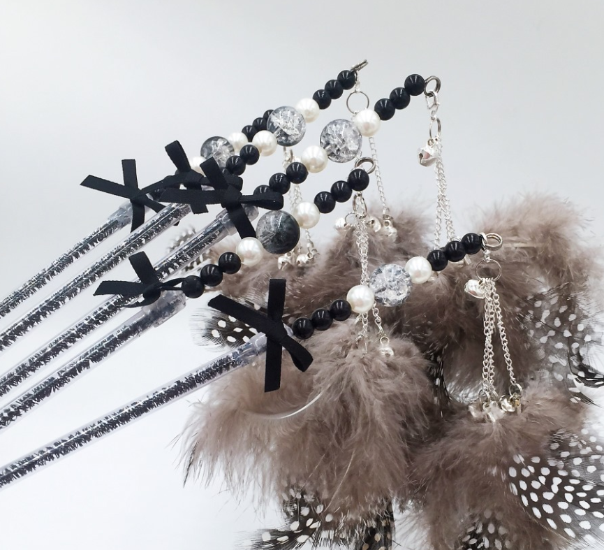 Vibrant Feathered Cat Teaser - Cat Play Stick