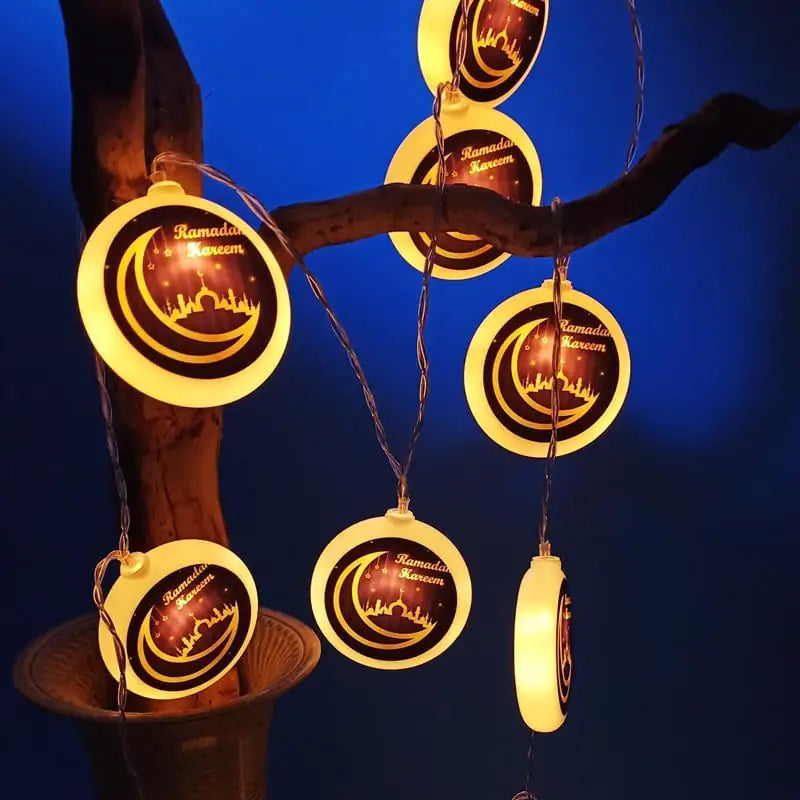 Xingyue Castle Kerosene Lamp with Lighting Chain