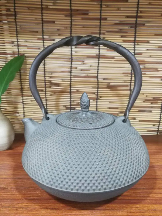 Vintage Cast Iron Teapot - Japanese Craft
